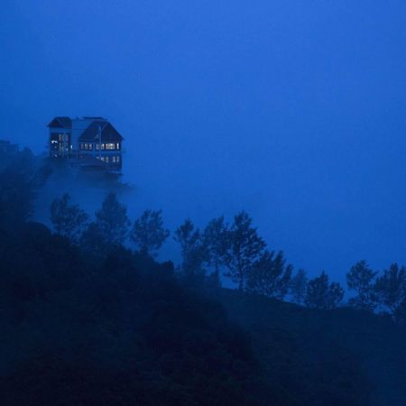 Fragrant Nature Munnar - A Five Star Classified Hotel Exteriör bild