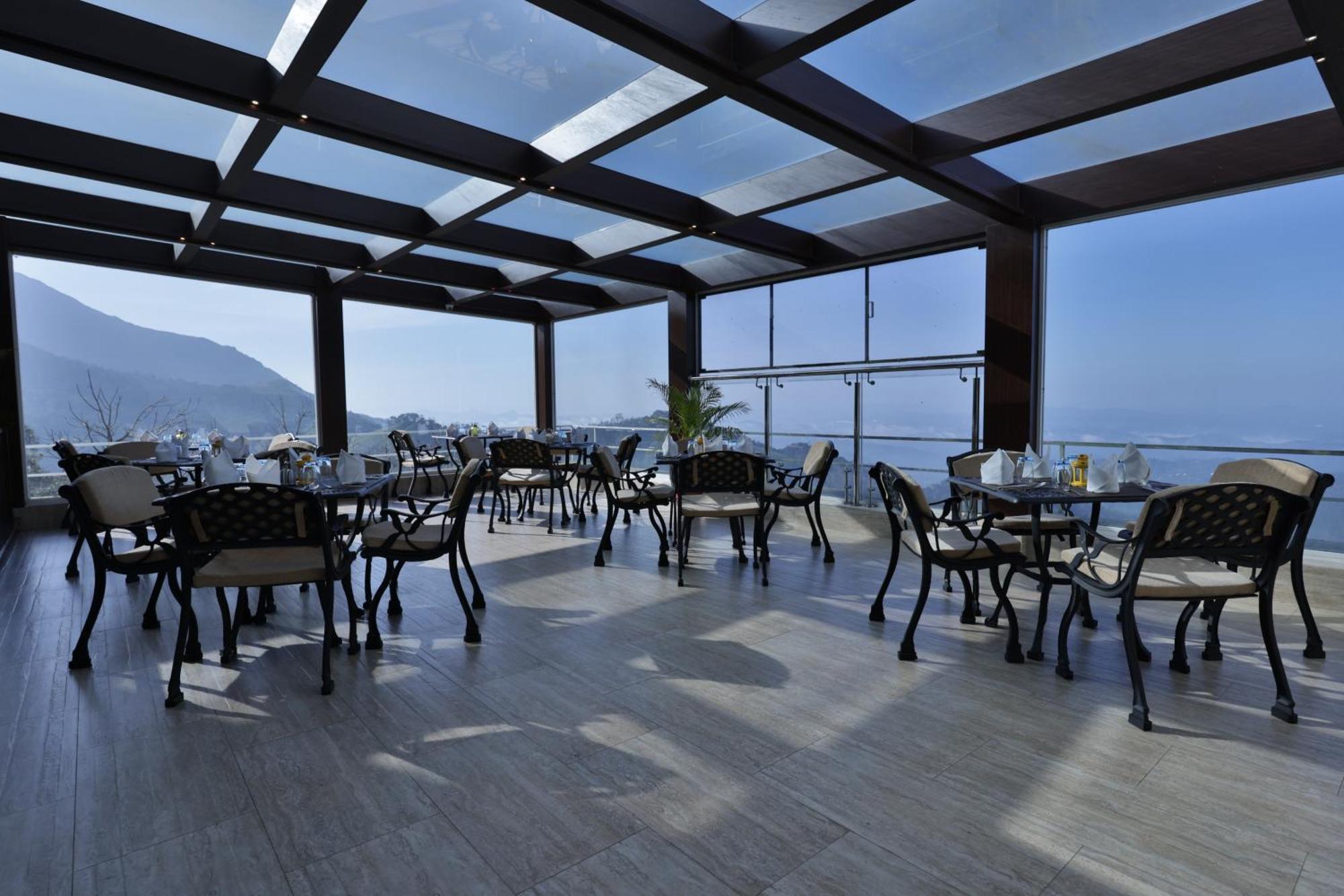 Fragrant Nature Munnar - A Five Star Classified Hotel Exteriör bild